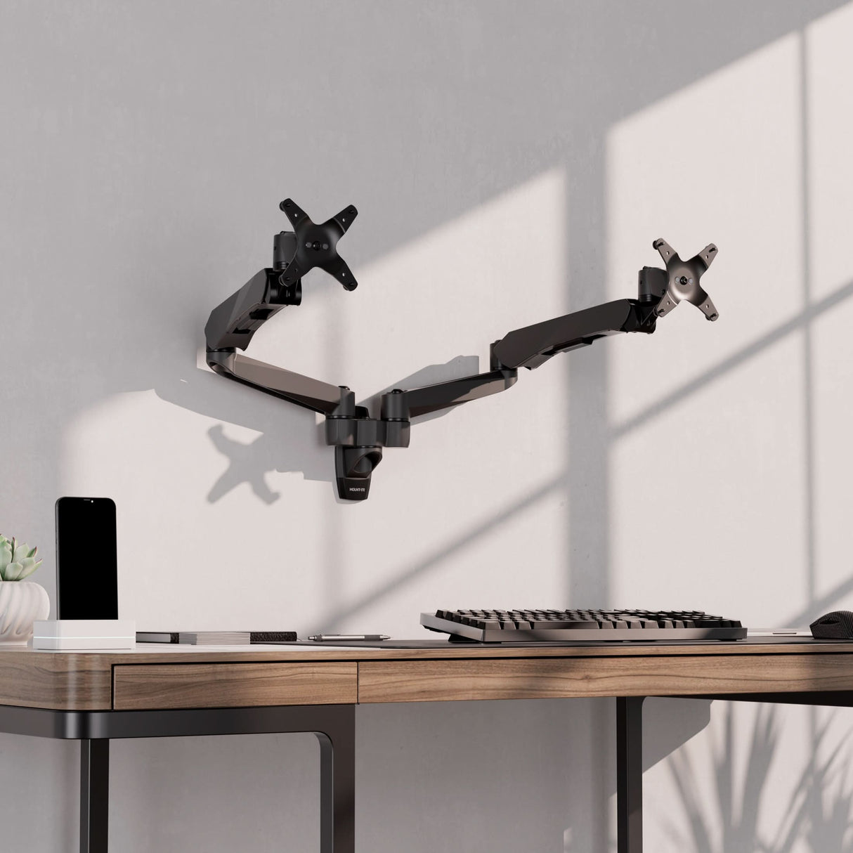 Full Motion Dual Monitor Wall Mount with Gas Spring Arms Monitor Mount - CLiX Series Full Motion Dual Monitor Wall Mount with Gas Spring Arms - Mount-It! -