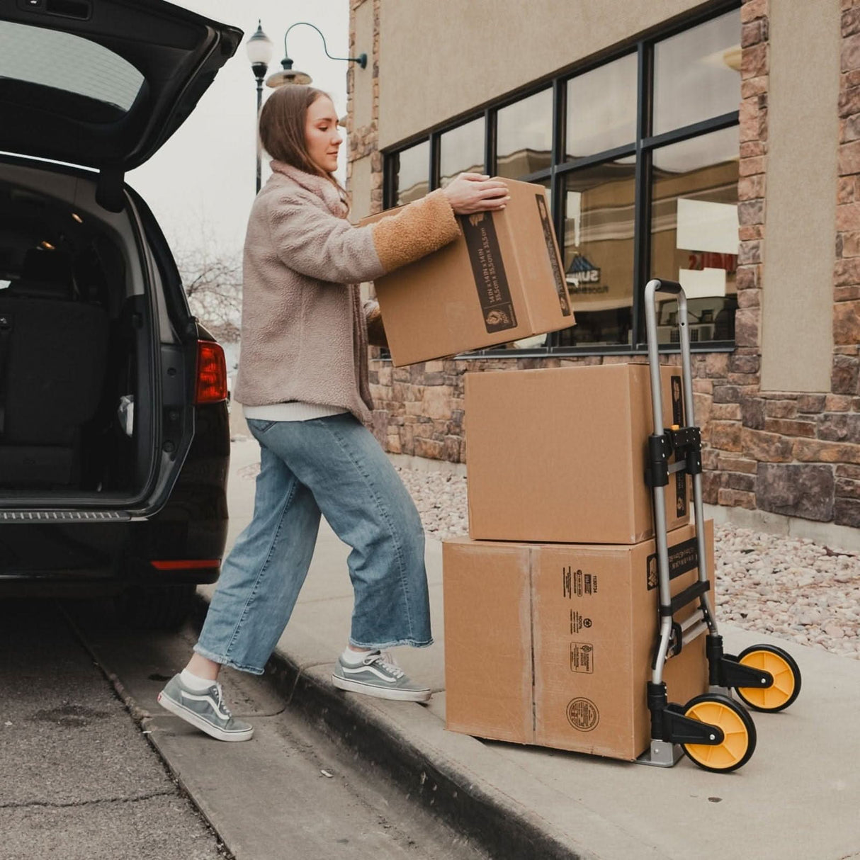 Folding Hand Truck Hand Truck - Folding Hand Truck - Mount-It! - MI-902