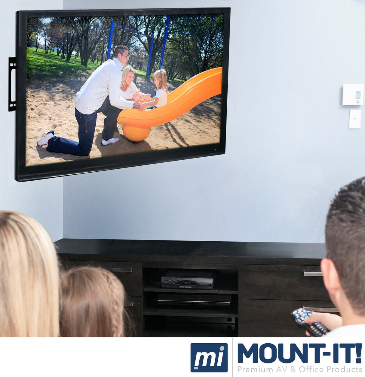 Full Motion Corner TV Mount TV Mount - Full Motion Corner TV Mount - Mount-It! - MI-369B