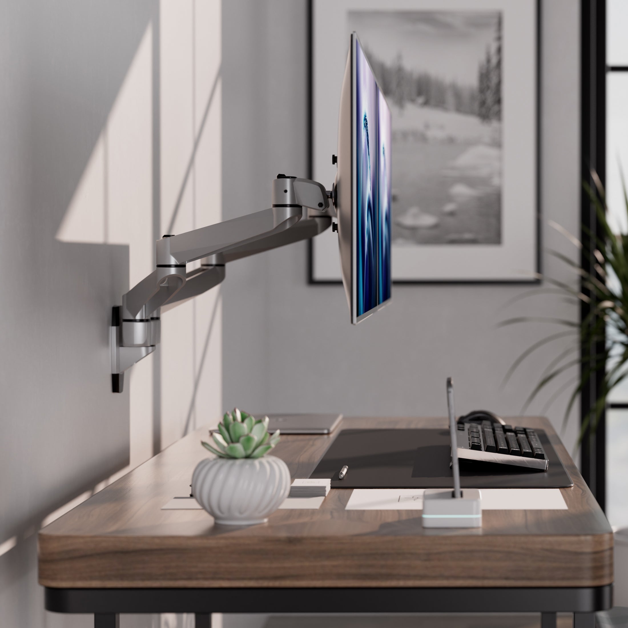 Mount-It! Full Motion Dual Monitor Wall Mount for monitors