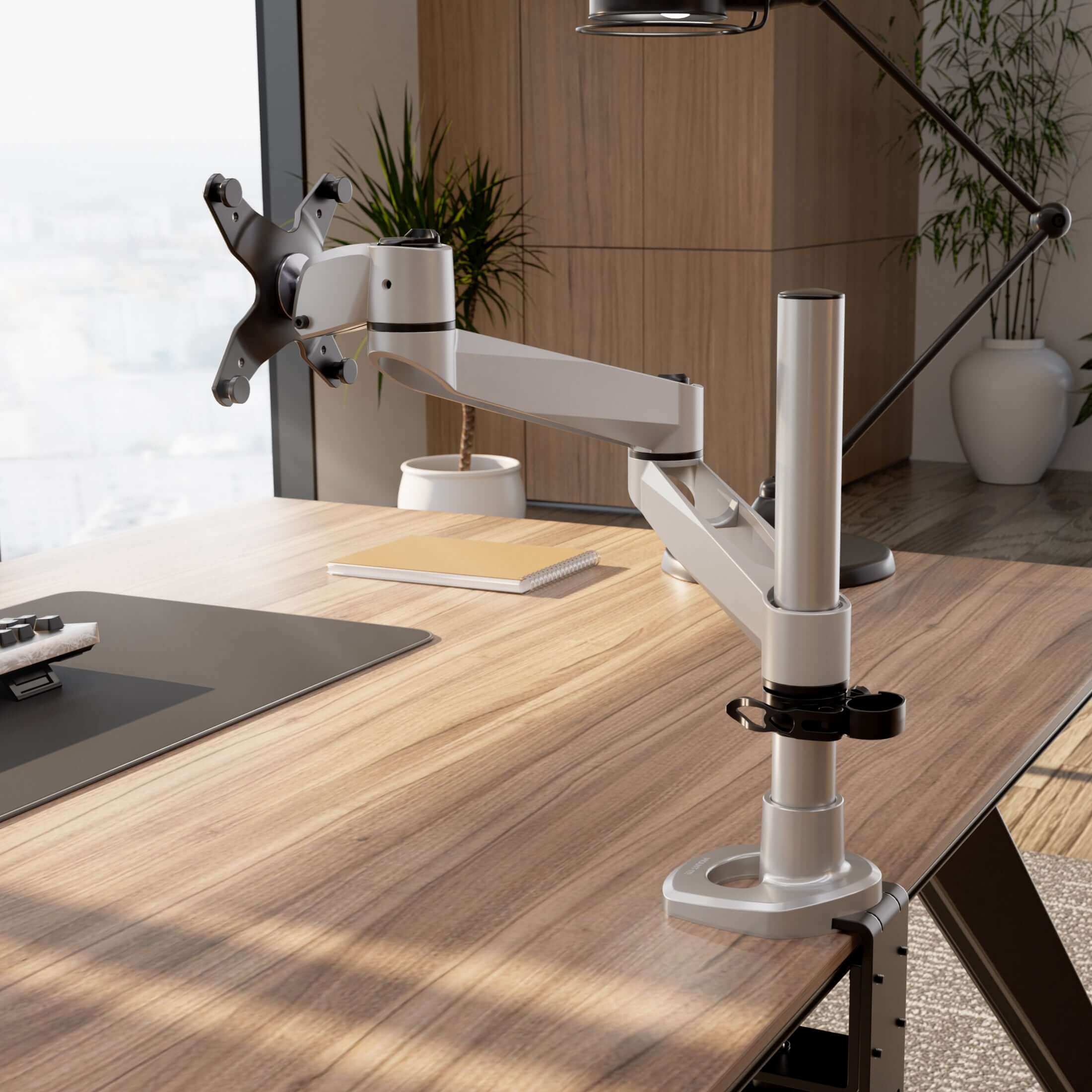 Full Motion Single Monitor Desk Mount – 13–32