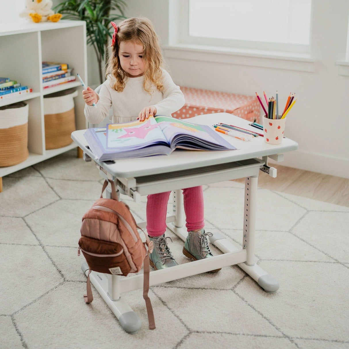 Children's Desks - Kids Desk and Chair Set for Ages 3-10 - Mount-It! -