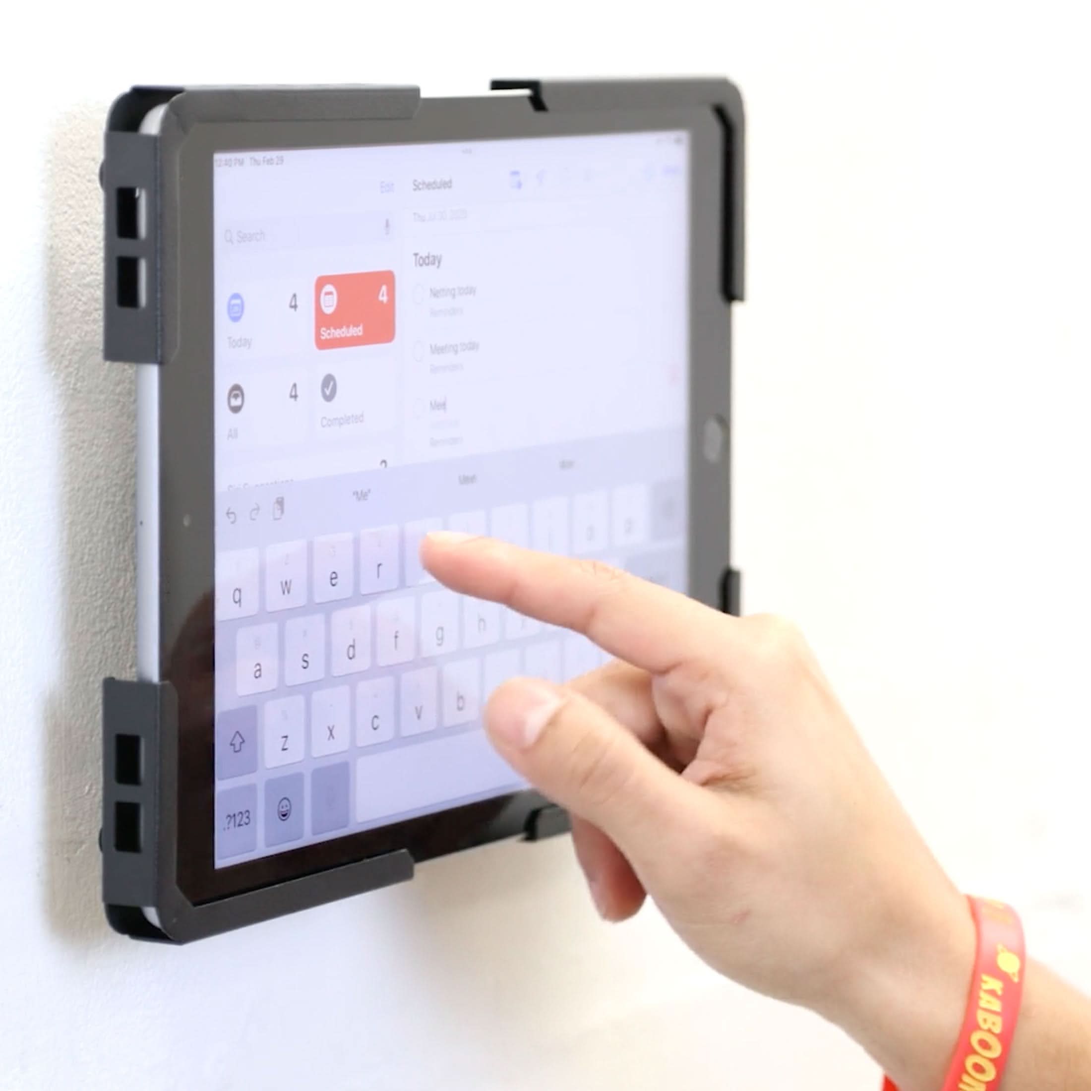 Universal Tablet Wall Mount - Mount-It!